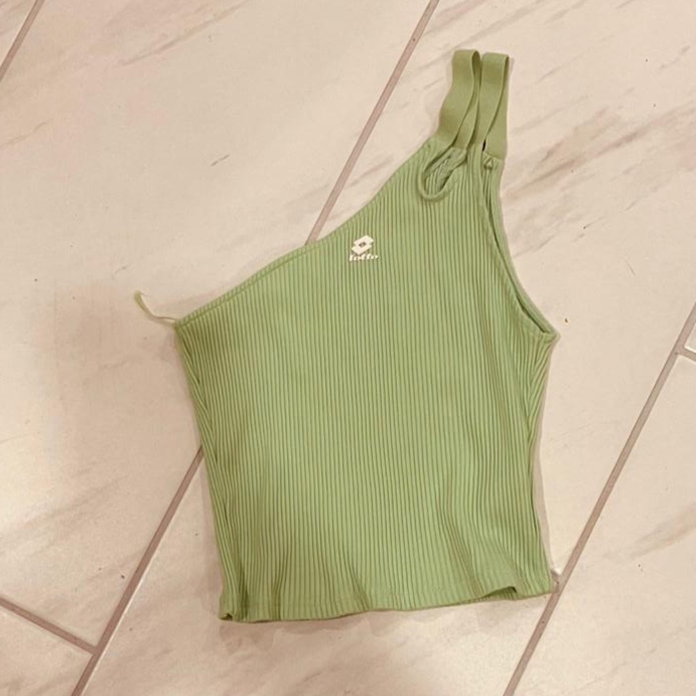 Zara crop top size Medium one shoulder